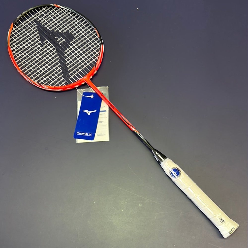 Mizuno-Carbo-Pro-825-Badminton-Racket-73TTB18250-8